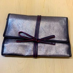 “Bring your Bling” travel jewelry holder